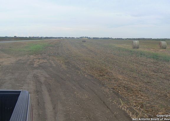 5th image of 38 ACRES FM 541 E