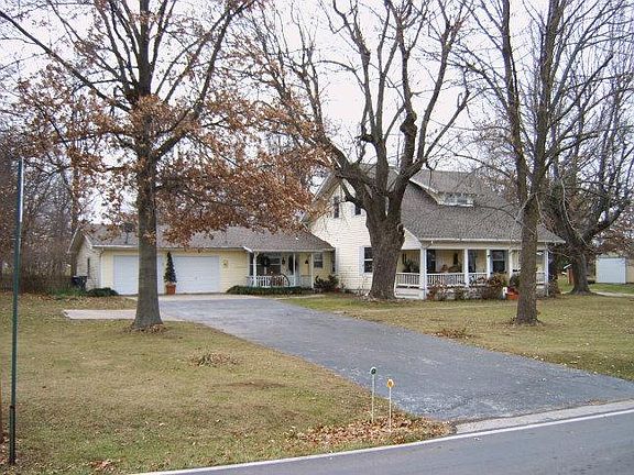 3rd image of 4590 E Farm Road 186