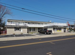 5400 Pacific Ave, Wildwood Crest, NJ 08260