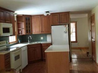 5 Mullein Hill Dr, Lakeville, MA 02347