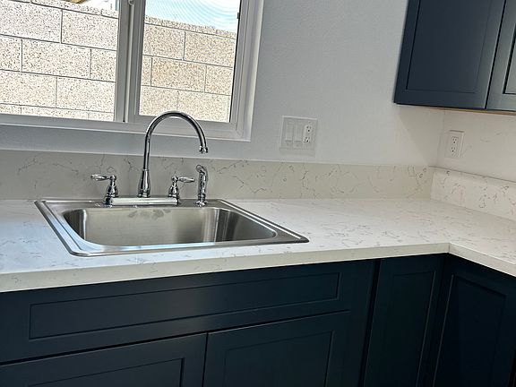 4th image of 34575 Eureka Ave #B