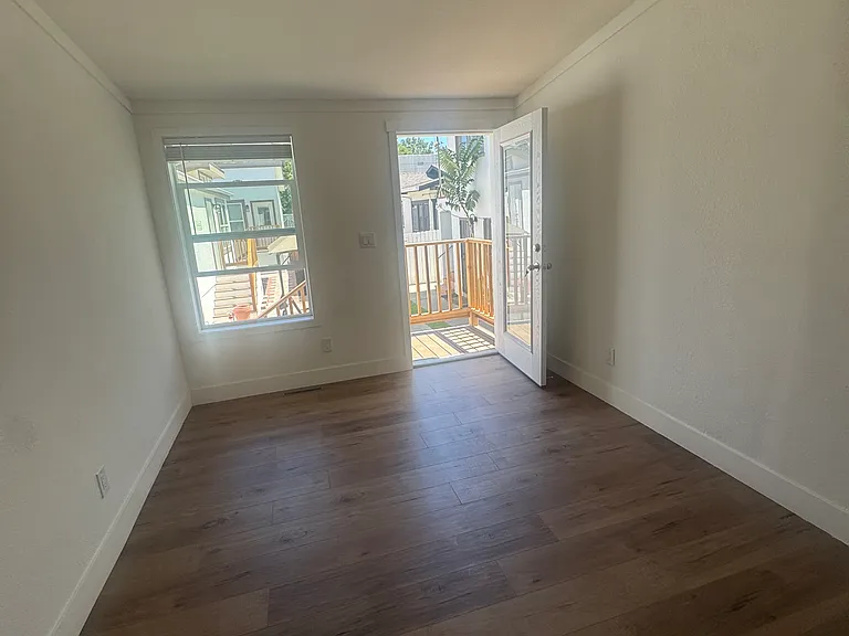 1035 Estudillo St #A — Photo 13