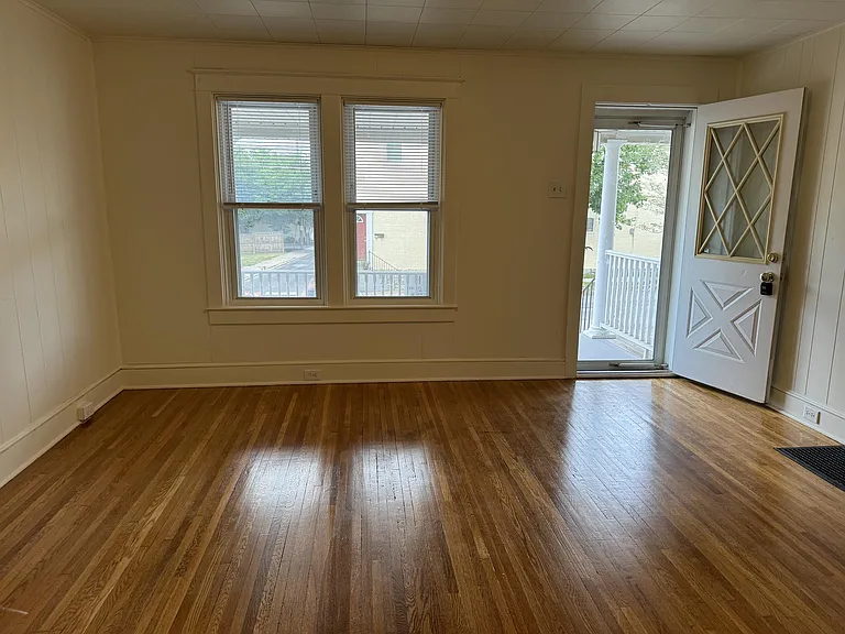 40 Fairview Ave — Photo 7