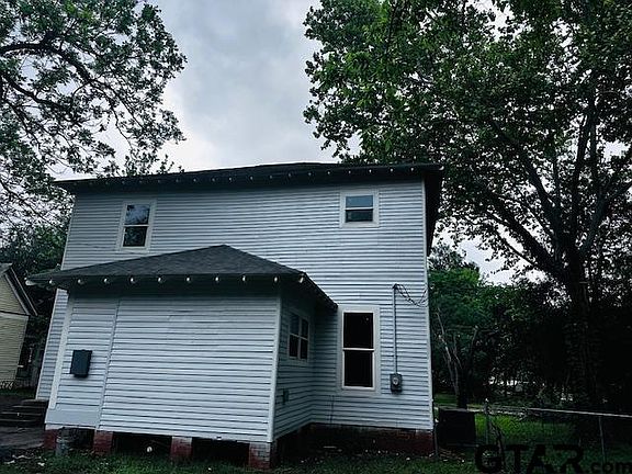 5th image of 917 N Jackson St