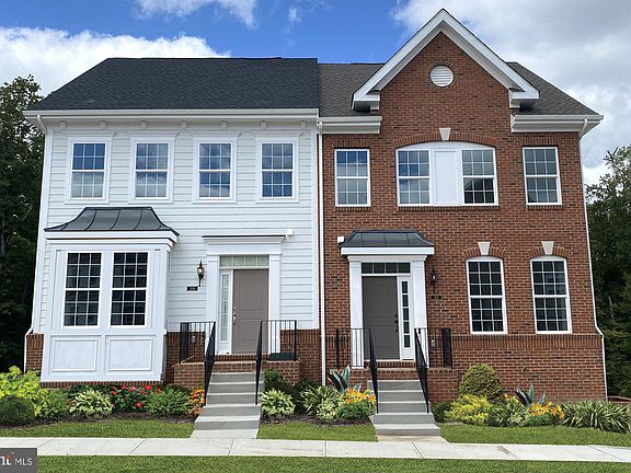 2nd image of 324 Buckeye Cir