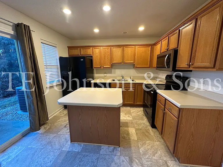 2544 Halle Ann Cir — Photo 6