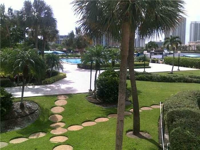 1st image of 500 N Island Dr