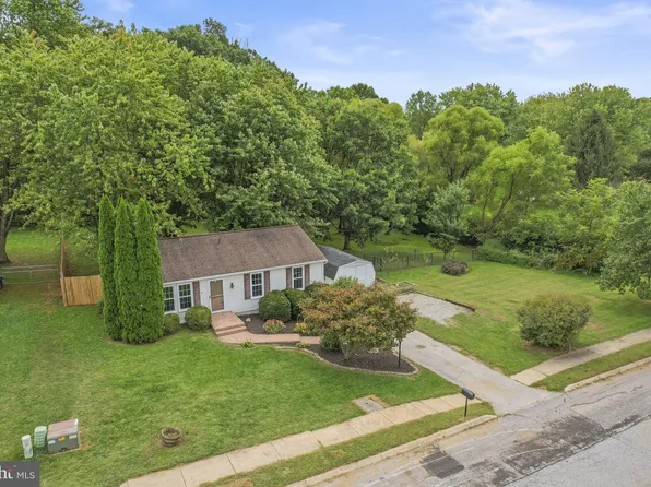 24 Scarborough Fare, Stewartstown, PA 17363