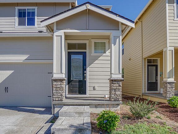 4th image of 15404 NE 72nd Way