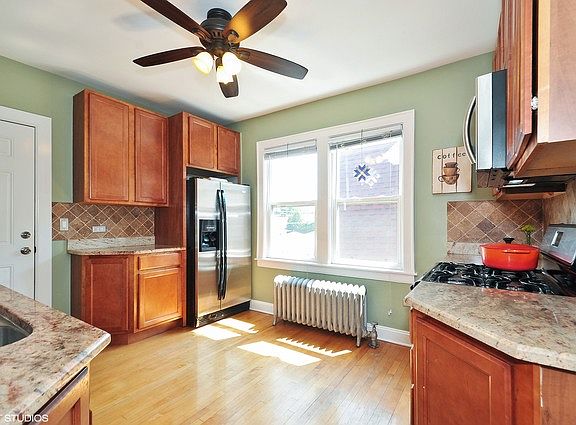 5th image of 3807 N Linder Ave #2