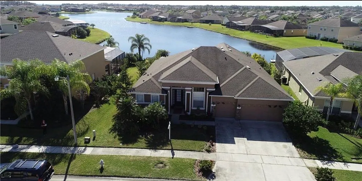 4 bed, 2854 sqft, $2,500 — Photo 1