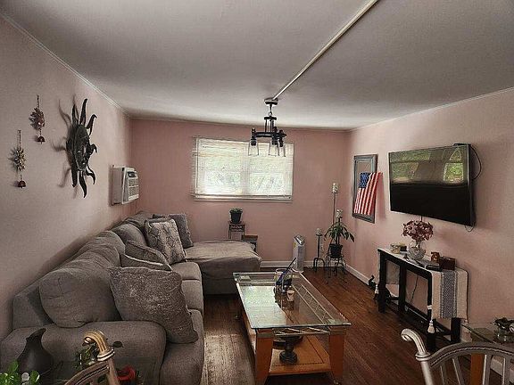 4th image of 63-59 74th St #2