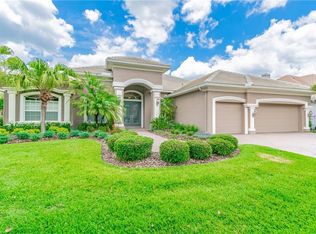 9820 Tree Tops Lake Rd, Tampa, FL 33626