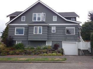 3957 SW Holden St, Seattle, WA 98136