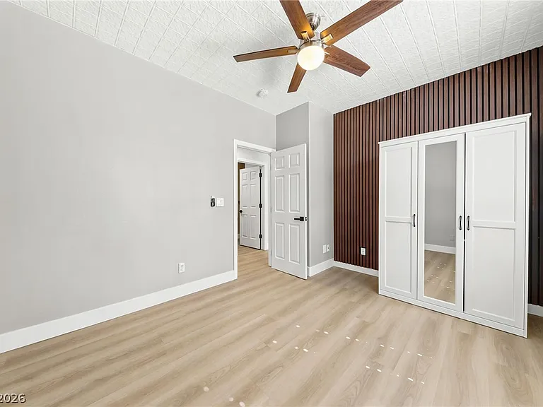 2551 Williamsburg St — Photo 26