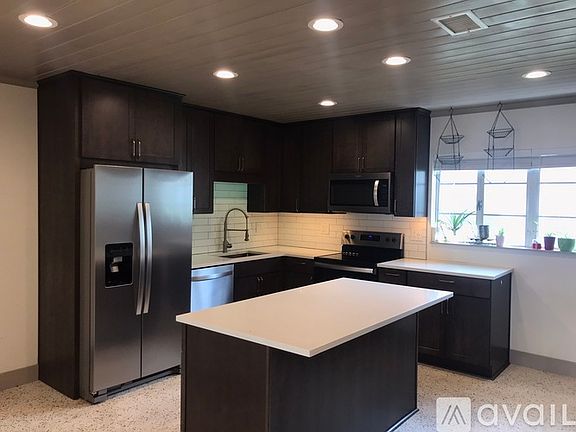 3rd image of 3221 Depauw Ave #1