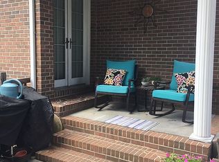 609 Tanglewood Ave, Sikeston, MO 63801
