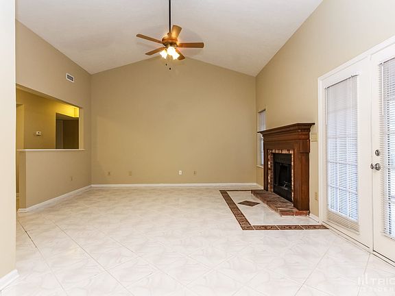 3rd image of 6013 Terrytown Pkwy