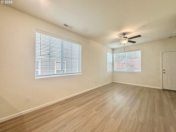 4th image of 64 NE 134th Pl