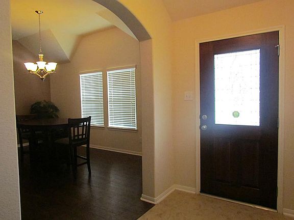 2nd image of 1817 Oakbranch Dr