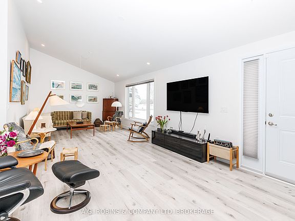 5th image of 11716 Lakeshore Rd