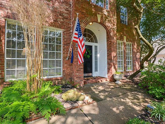 3rd image of 3215 Mulberry Hill Ln