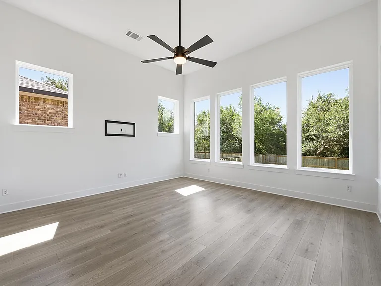 2308 Sawdust Dr — Photo 10