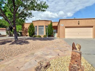 205 Inverness Dr SE, Rio Rancho, NM 87124