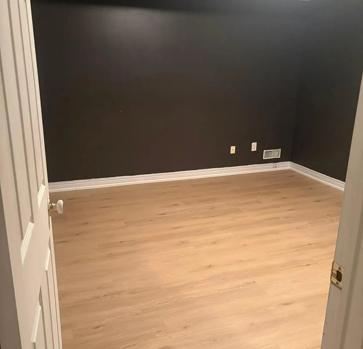 1 bed, $2,100 — Photo 3