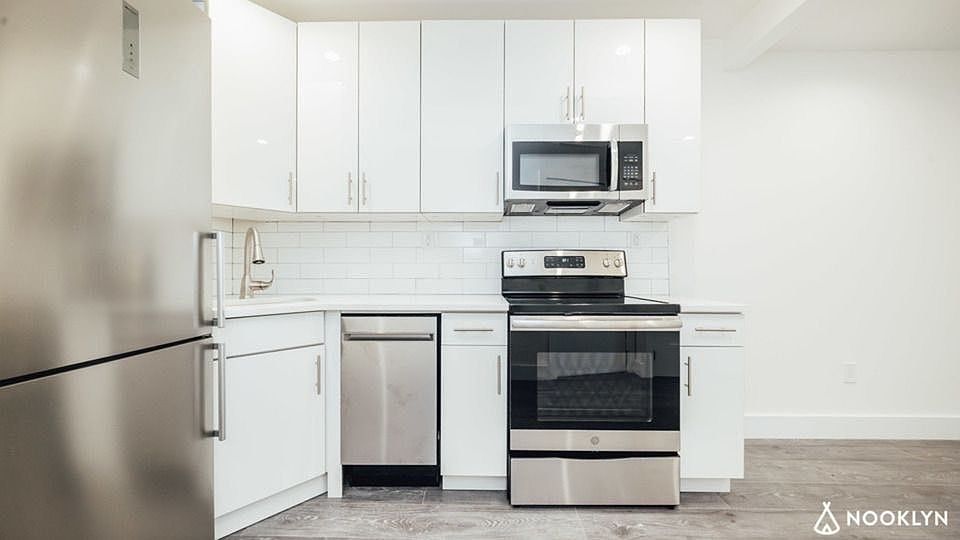 1st image of 430 Midwood St #1LR