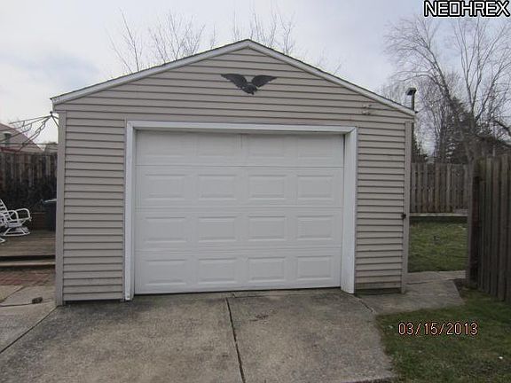 3rd image of 55 Zeller Ct