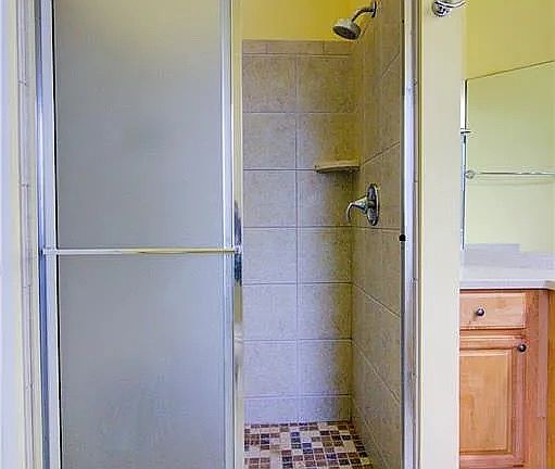 4th image of 1489 Huntington Ln