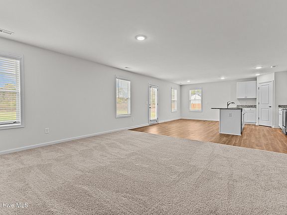 4th image of 1522 Percheron Path