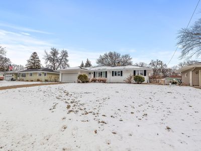 2818 Virginia Ave, Roseville, MN, 55113