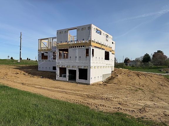 4th image of 24013 185th St