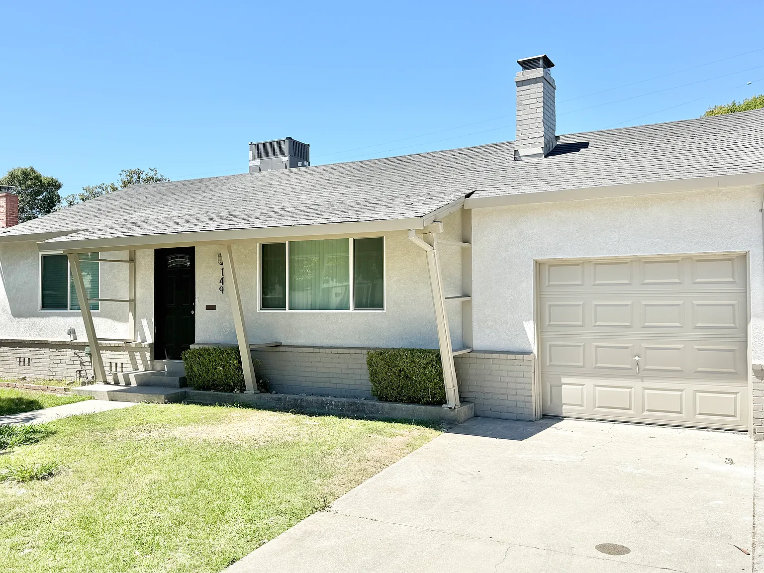 2 bed, 1265 sqft, $2,095 — Photo 2