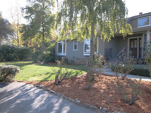 4th image of 11200 Meadow Brook Dr