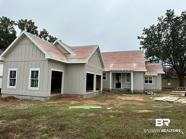 1st image of 735 Colony Dr