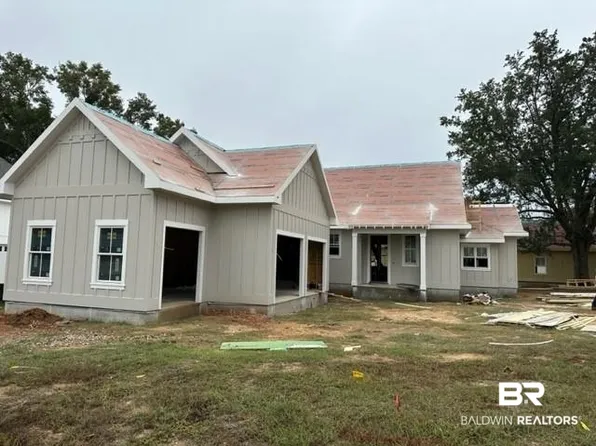 735 Colony Dr, Fairhope, AL 36532