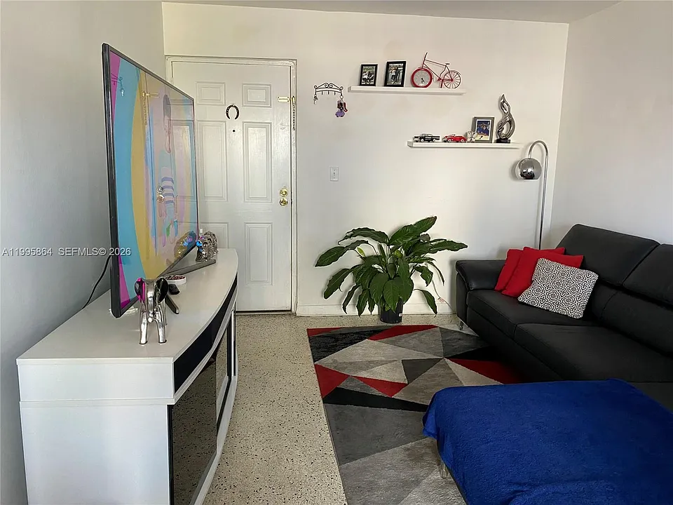 420 NW 12th Ave #43