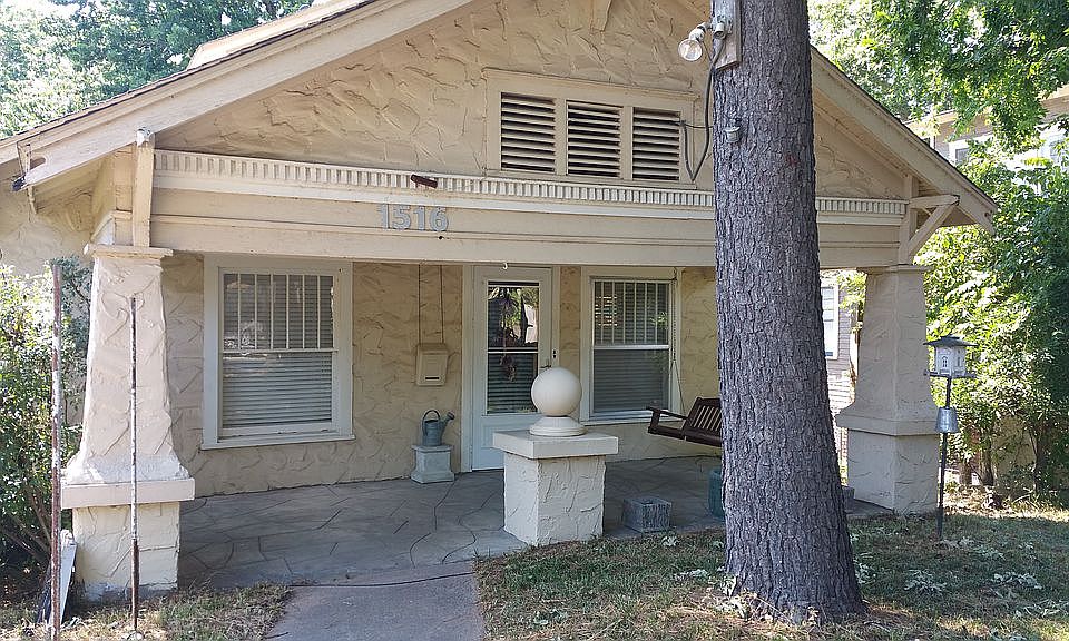1925 Craftsman bungalow     