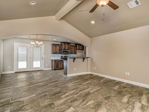 5th image of 53 Nicci Ln