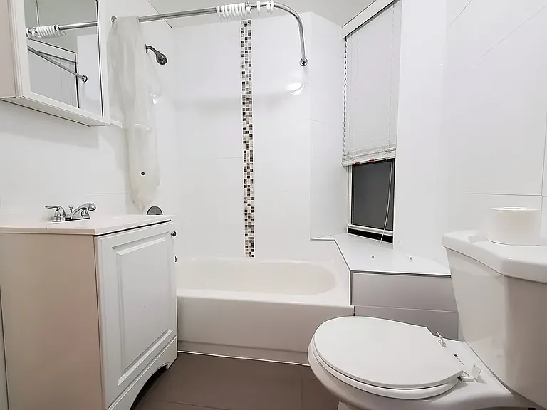 837 Bedford Ave #3C — Photo 4