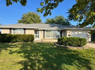 1620 Barthelone Ave, Crest Hill, IL 60403