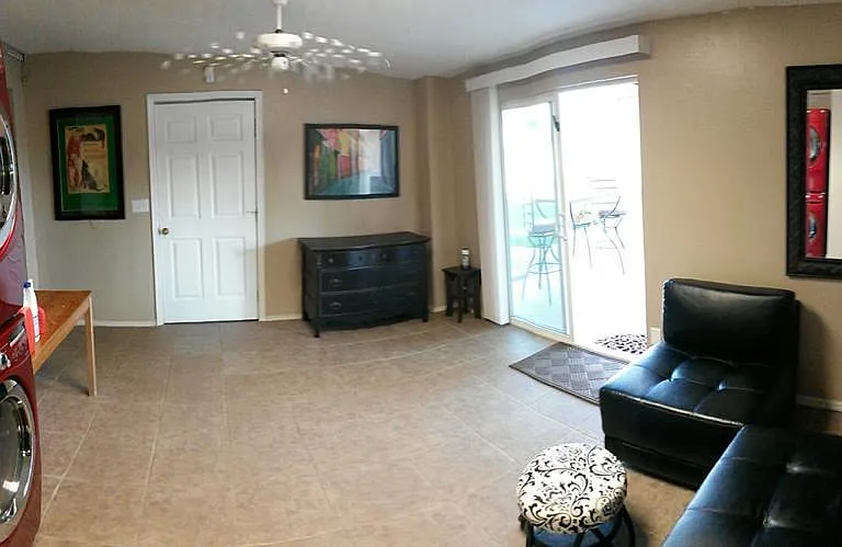4541 E Hobart St #B — Photo 5