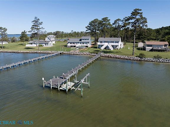 3rd image of 247 Pond Point Pl