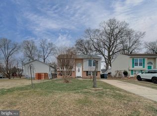 8617 Chestnut Ridge Dr, Laurel, MD 20707