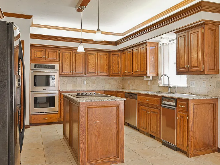 3929 Devon Dr — Photo 12