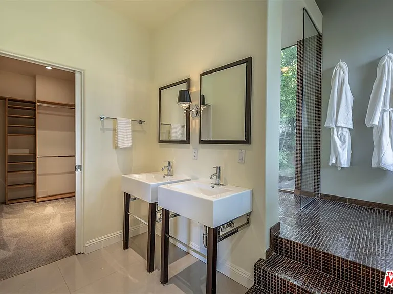 13480 Contour Dr — Photo 17