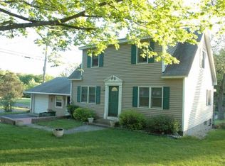 56 Ridge Rd, Rensselaer, NY 12144